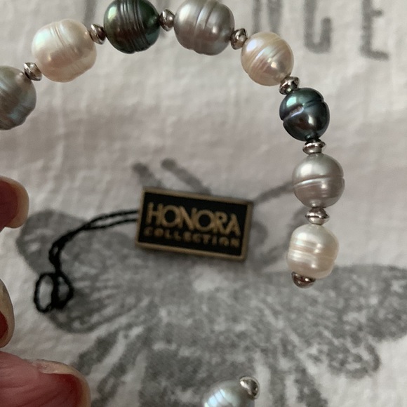 Honora Collection Pearl cuff bracelet - Picture 7 of 11